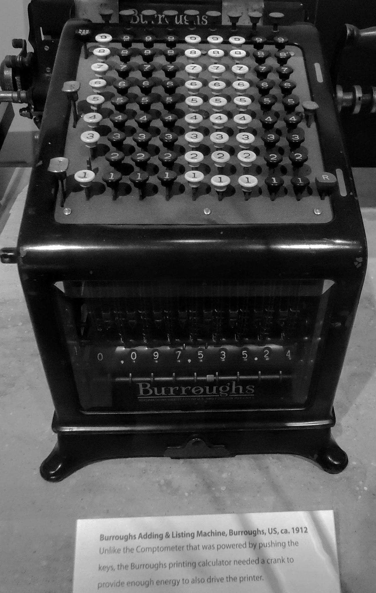 Machine à additionner et à lister Burroughs de 1912, avec son clavier à colonnes